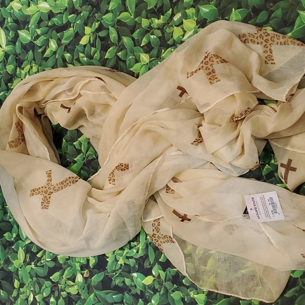 Altar'd state scarf NWT!!!